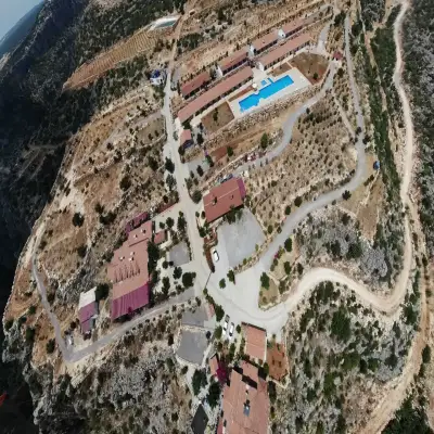 Adamkayalar Holiday Village