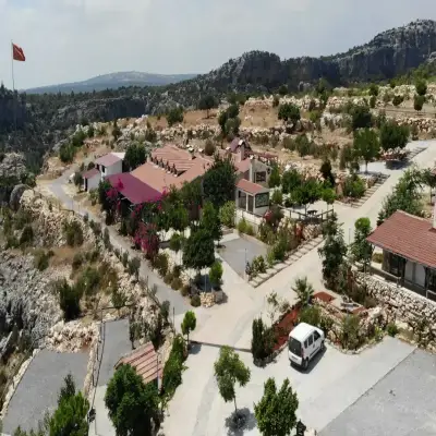 Adamkayalar Holiday Village
