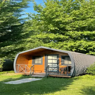 Bağdat Resort Otel - Kütük Evler