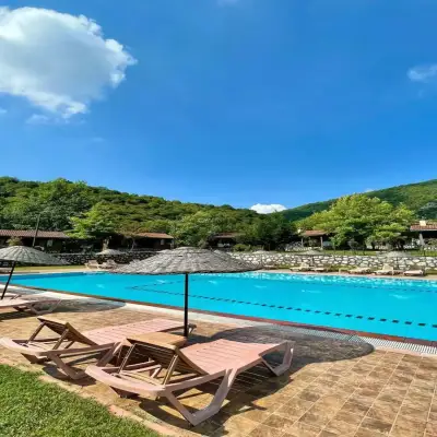 Bağdat Resort Otel - Kütük Evler