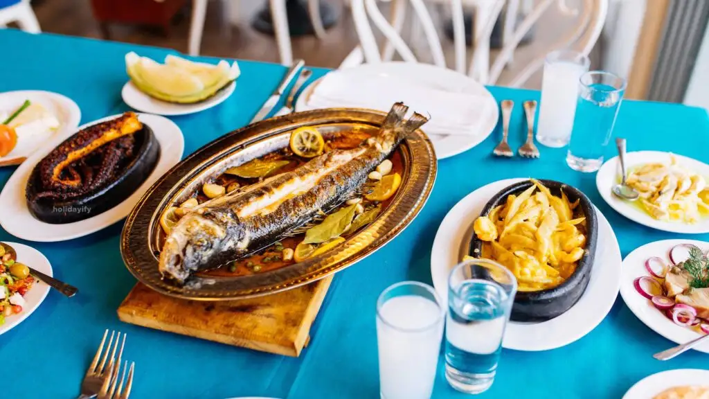 Halkidiki Adası Yeme-İçme Önerileri