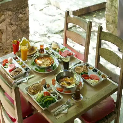 Club Amazon Glamping