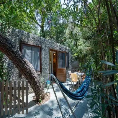 Club Amazon Glamping