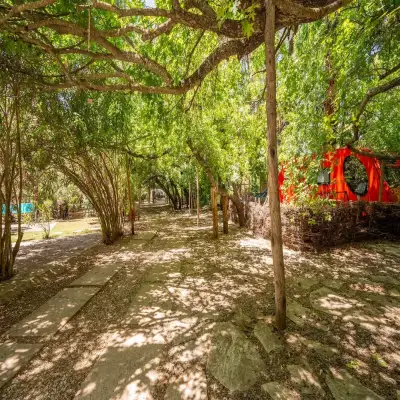 Club Amazon Glamping