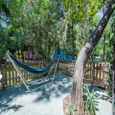 Club Amazon Glamping