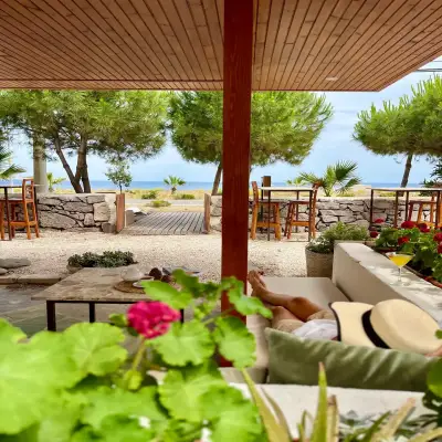 Assos Club Beyaz, +16 - Kadırga Koyu