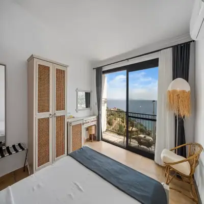 Mandalya Küçük Otel