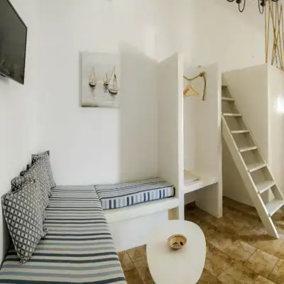 Viva Mare Traditional Studios