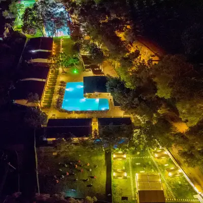Alados Otel