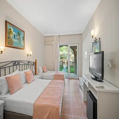 Alados Otel