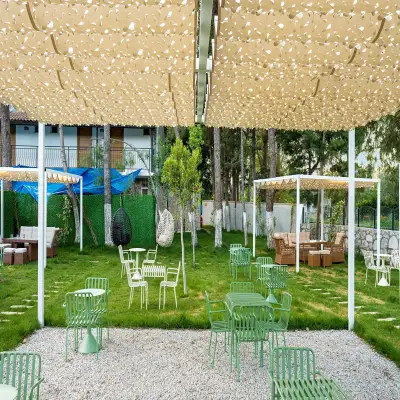 Alados Otel