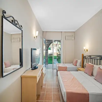 Alados Otel