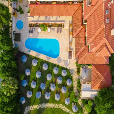 Hotel Club E