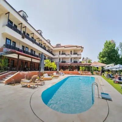 Hotel Club E