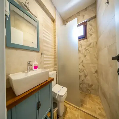 Thales Otel