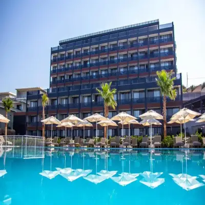 The Nowness Luxury Hotel & SPA