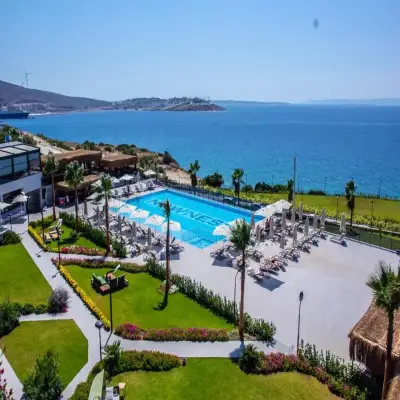 The Nowness Luxury Hotel & SPA