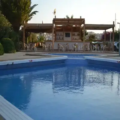 Ladin Otel