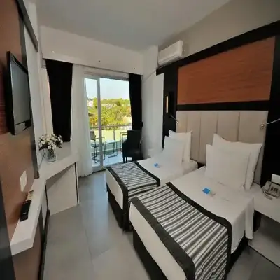 Ladin Otel