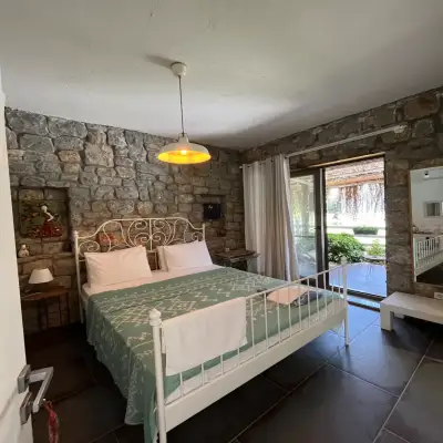 Valentina House, +14