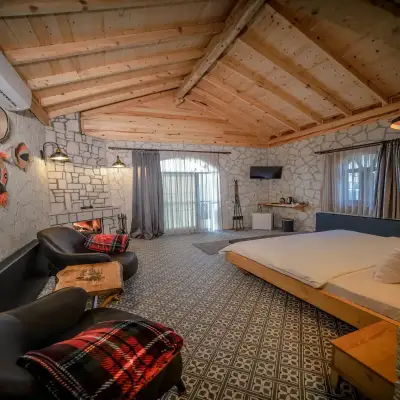 Pino Mar Luxury Bungalows