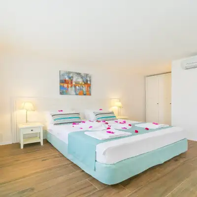 Big Poseidon Hotel