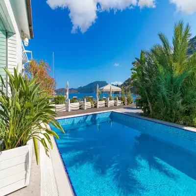 Big Poseidon Hotel