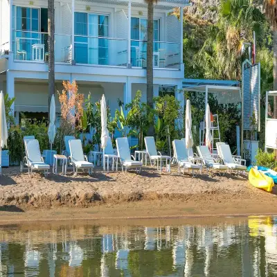Big Poseidon Hotel
