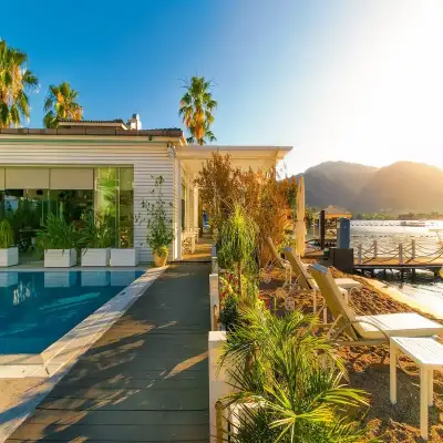 Big Poseidon Hotel