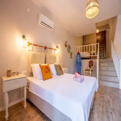 Loft 167 Hotel