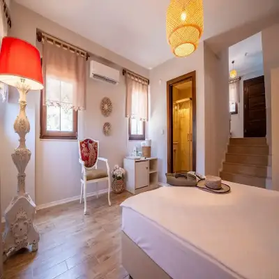 Loft 167 Hotel