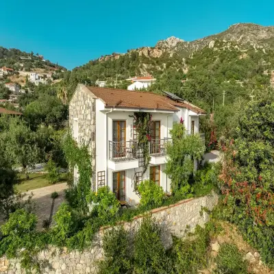 Bademli Bahçe Hotel, +18