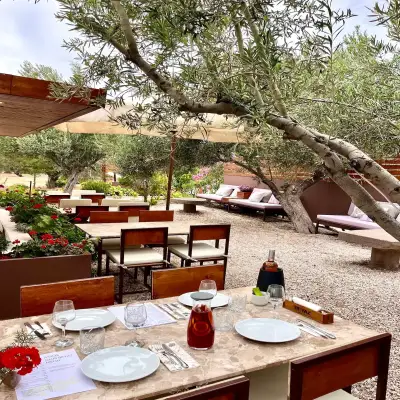 Assos Club Beyaz, +16 - Kadırga Koyu