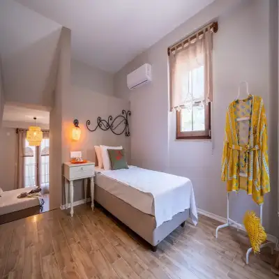 Loft 167 Hotel