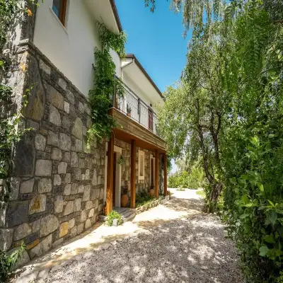 Bademli Bahçe Hotel, +18