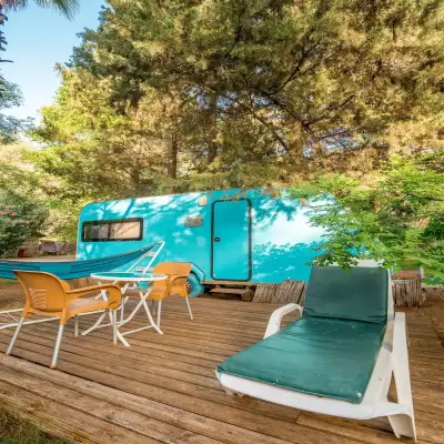 Club Amazon Glamping