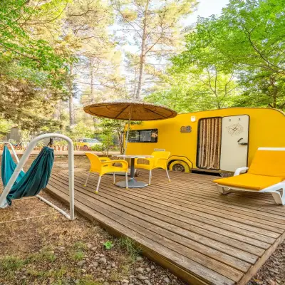 Club Amazon Glamping