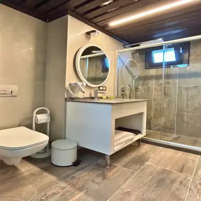 Bir Ömür Otel