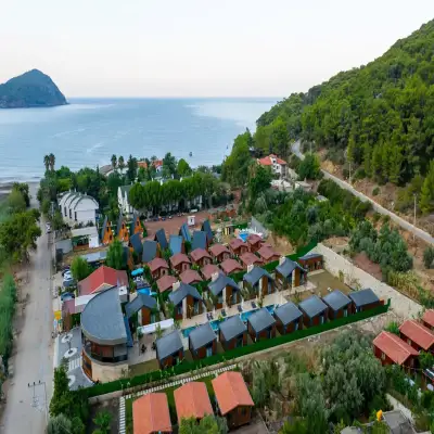 Rota Kilidonia Karaöz Suites & Villas
