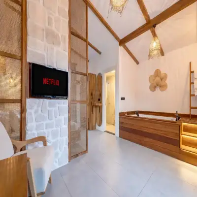 Rota Kilidonia Karaöz Suites & Villas