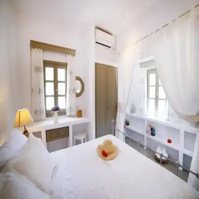Island House Hotel