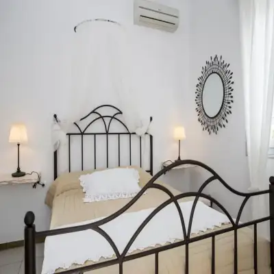 Irini pension