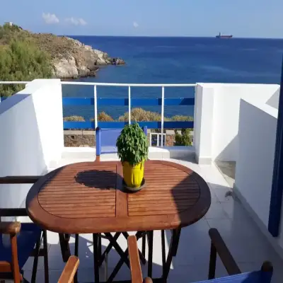 Peaceful Bay
