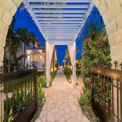 Crystal Beach Hotel