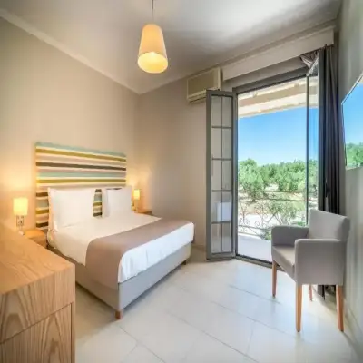 Balcony Hotel