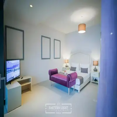 Balcony Hotel