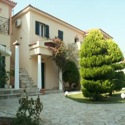 Elanthi Village Apartments
