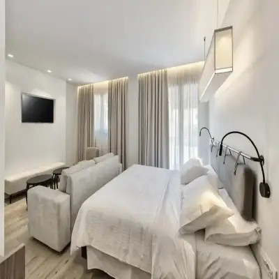 Bitzaro Hotel