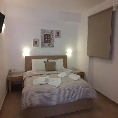 Heliotropio Studios & Apartments
