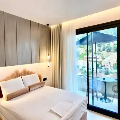 Tramonto Maisonettes & Suites